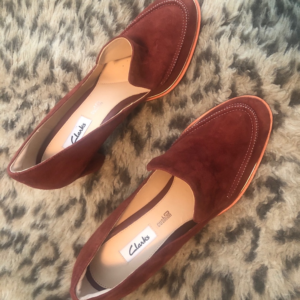 Clarks Suede Ellis Mable Rust Heels
